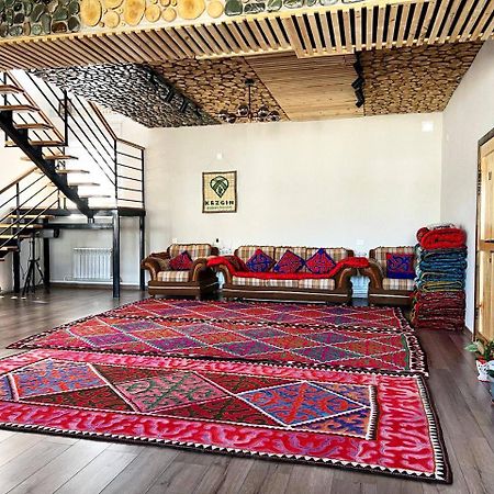 Kezgin Guest House Naryn Exterior foto